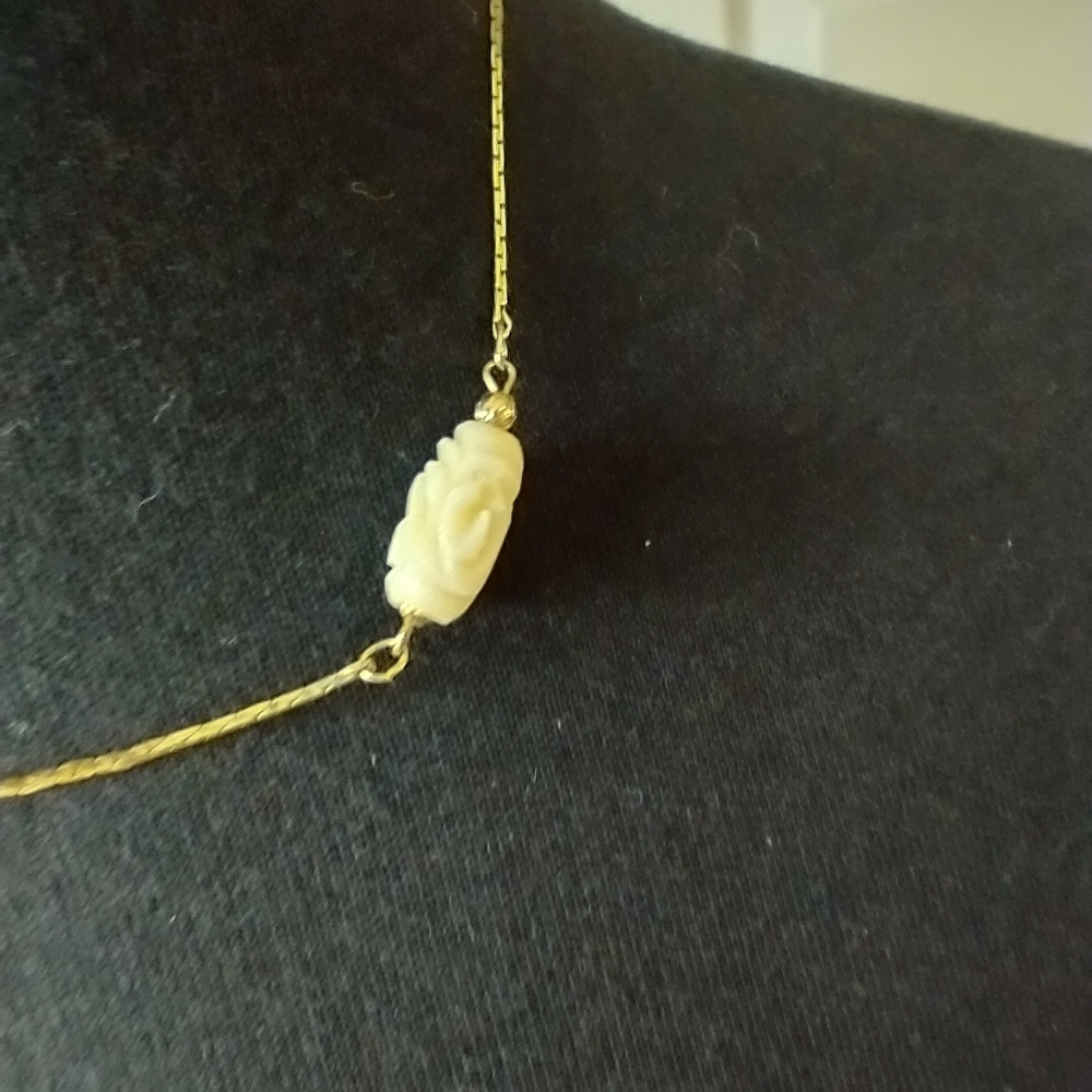 Jewelry - Picture 3 of 5